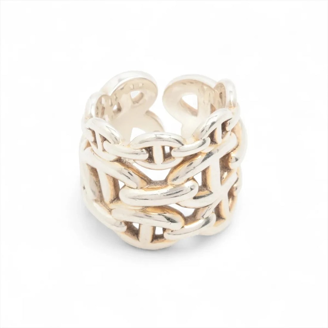 HERMÈS CHAÎNE D'ANCRE ENCHAINEE RING 925 SILVER: Hermès Chaîne d'Ancre Enchainee Ring 925 Silver Brand: Hermès Type: Ring Material: 925 Color: Silver Size: 5.25 US Accessories: None Accessories Notice: When purchasing pre-owned goods, pl