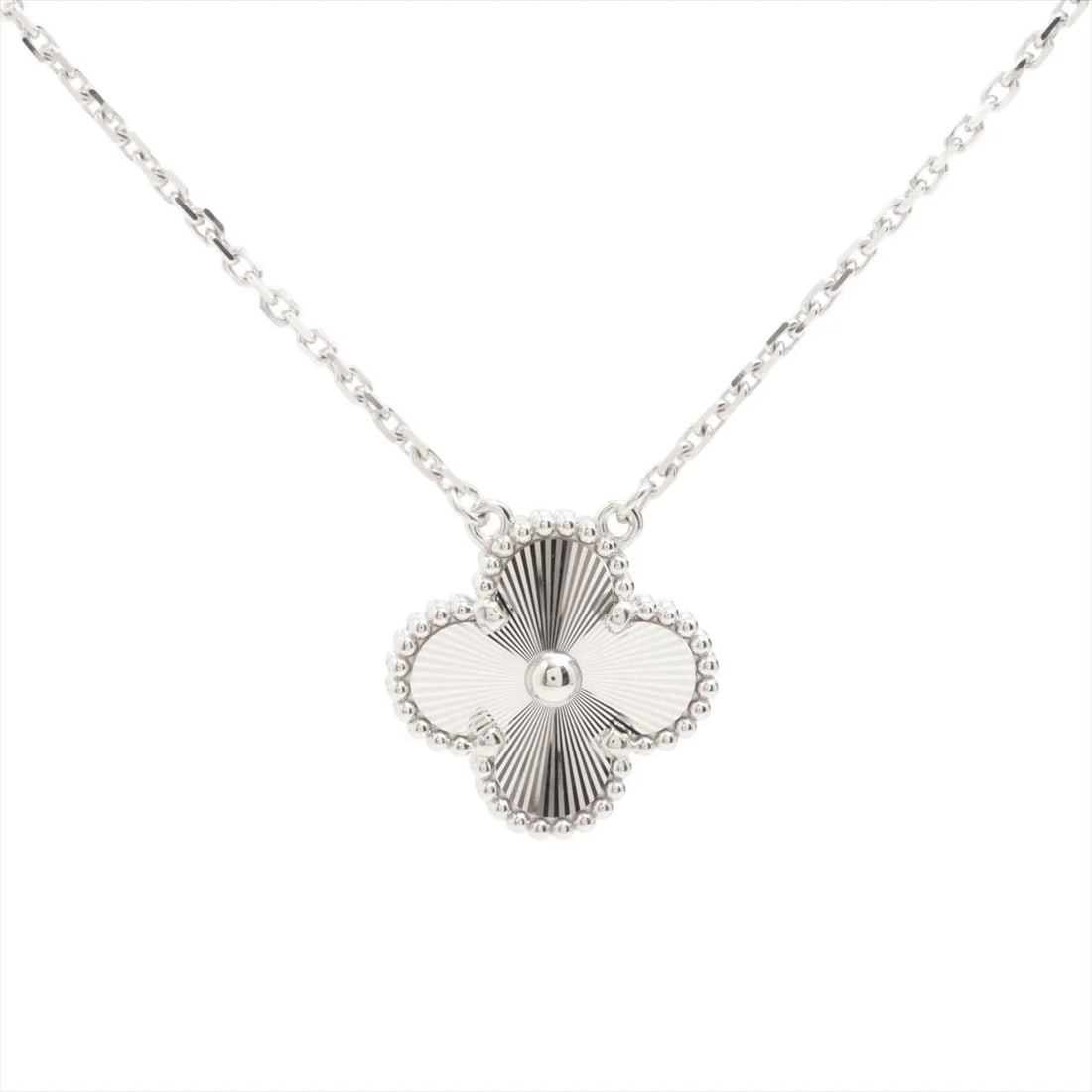 VAN CLEEF & ARPELS VINTAGE ALHAMBRA GUILLOCHE NECKLACE 750(WG): Van Cleef & Arpels Vintage Alhambra Guilloche Necklace 750(WG) Brand: Van Cleef & Arpels Type: Necklace Material: 750(WG) Color: White Gold Size: Chain length:42 Accessories: None Accessories