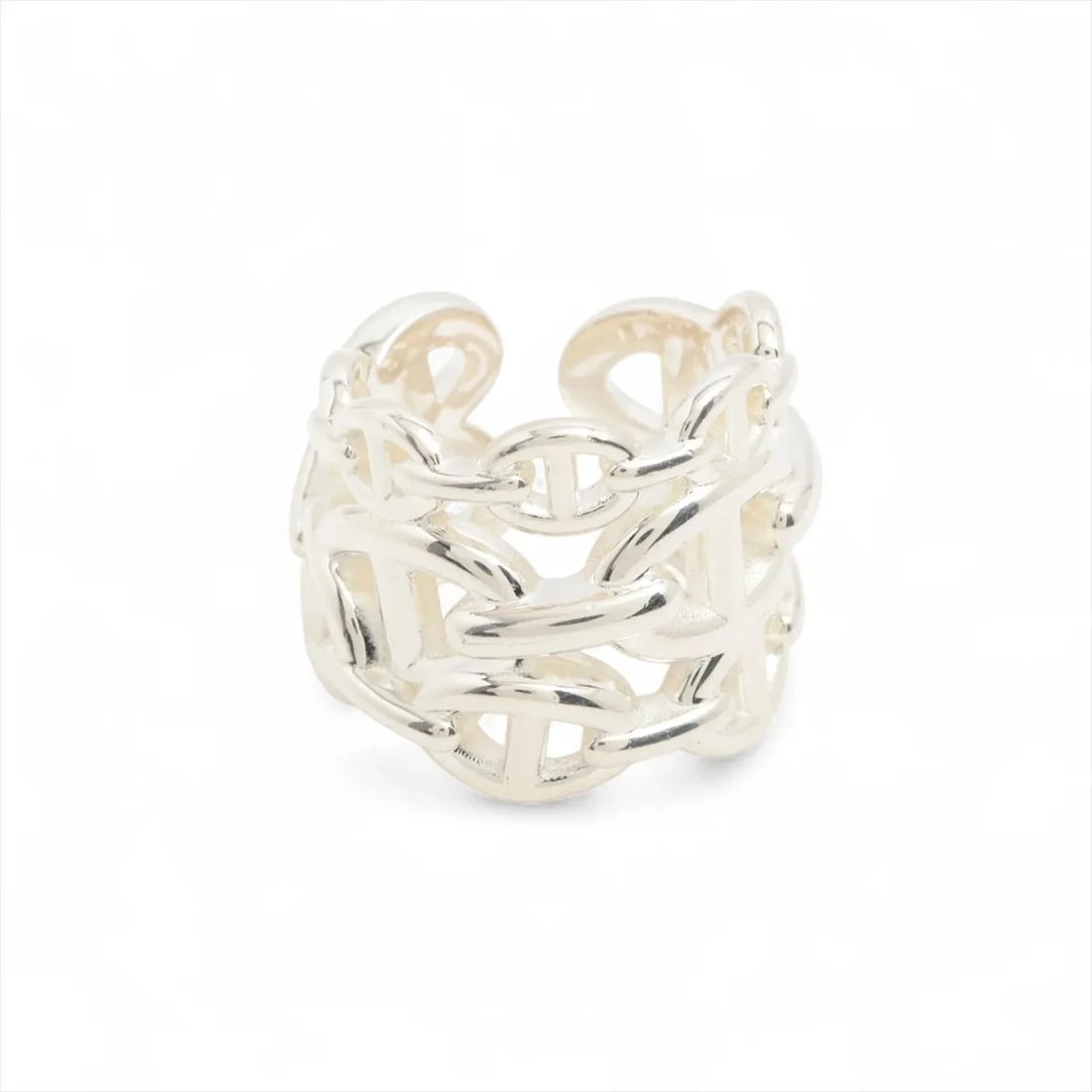 HERMÈS CHAÎNE D'ANCRE ENCHAINEE GM RING 925 SILVER: Hermès Chaîne d'Ancre Enchainee GM Ring 925 Silver Brand: Hermès Type: Ring Material: 925 Color: Silver Size: 5.5 - 5.75 US Accessories: None Accessories Notice: When purchasing pre-owned