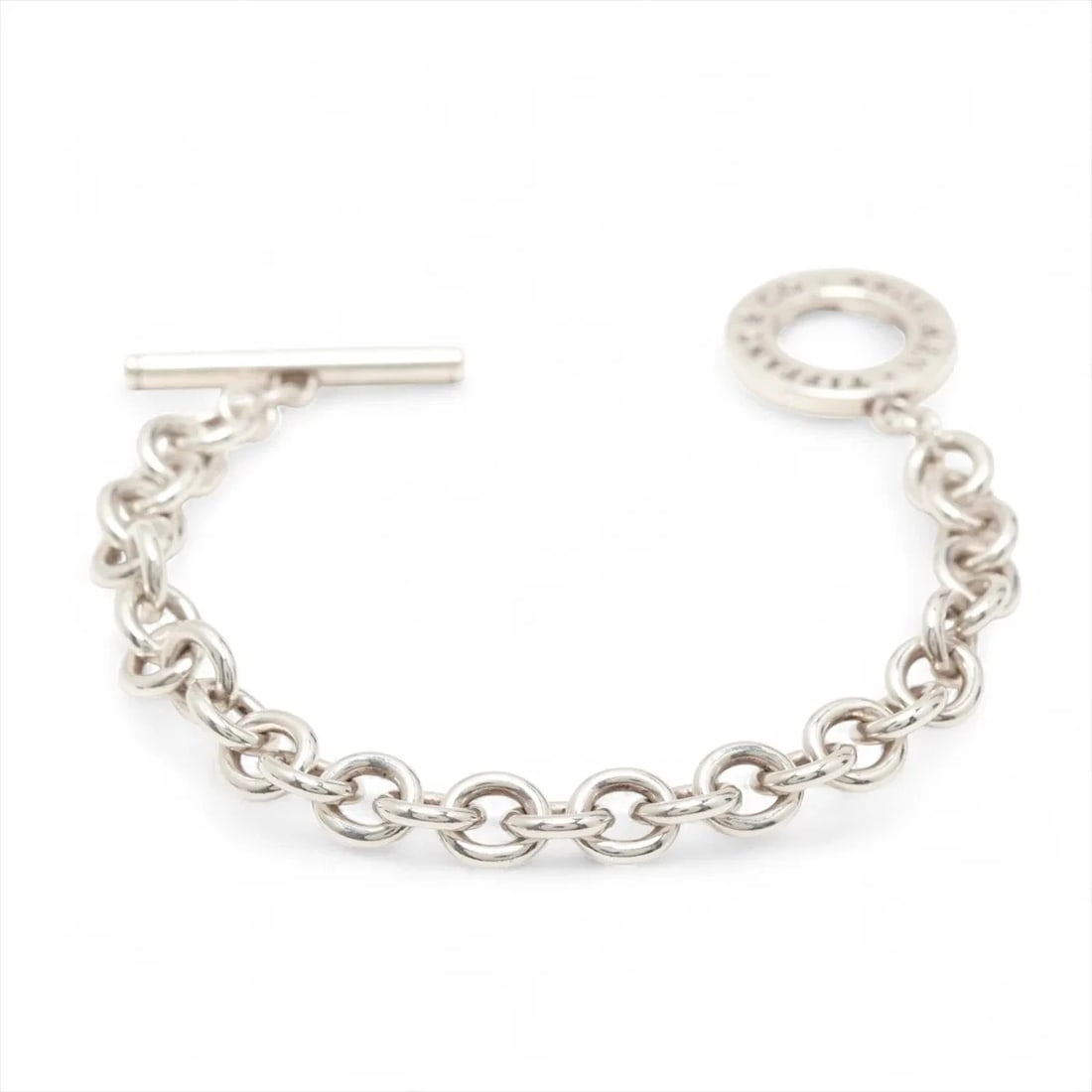 TIFFANY TOGGLE BRACELET 925: Tiffany Toggle Bracelet 925 Brand: Tiffany Type: Bracelet Material: 925 Silver Color: Silver Size: Bracelet length:15 Accessories: None Accessories Notice: When purchasing pre-owned goods,