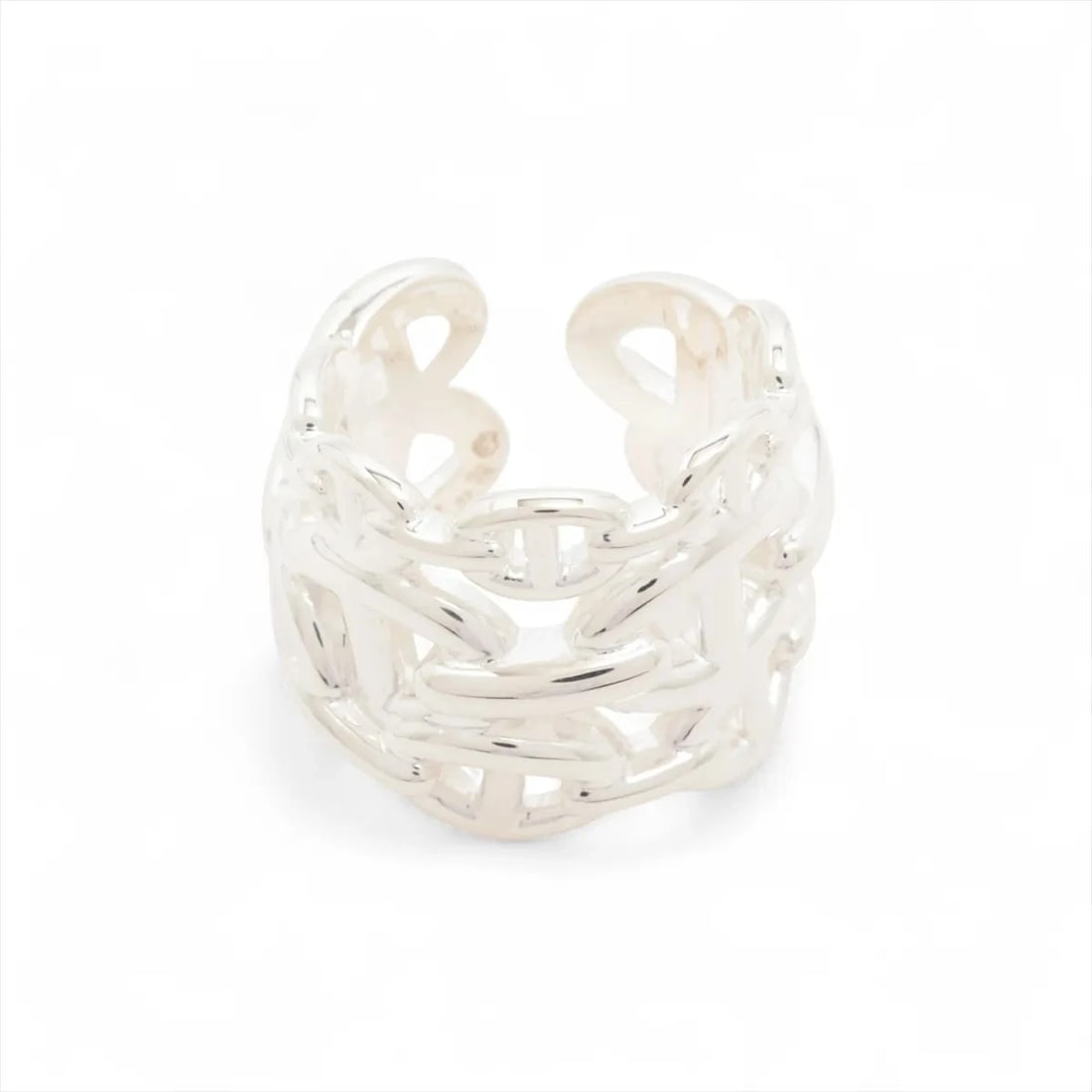 HERMÈS CHAÎNE D'ANCRE ENCHAINEE GM RING 925 SILVER: Hermès Chaîne d'Ancre Enchainee GM Ring 925 Silver Brand: Hermès Type: Ring Material: 925 Color: Silver Size: 6.25 - 6.5 US Accessories: None Accessories Notice: When purchasing pre-owned