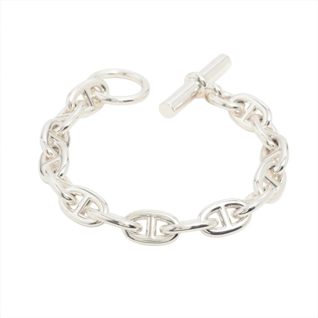 HERMÈS CHAÎNE D'ANCRE BRACELET 15 FRAMES 925 SILVER: Hermès Chaîne d'Ancre Bracelet 15 frames 925 Silver Brand: Hermès Type: Bracelet Material: 925 Color: Silver Size: Bracelet length:14.5 Accessories: None Accessories Notice: When purchasin