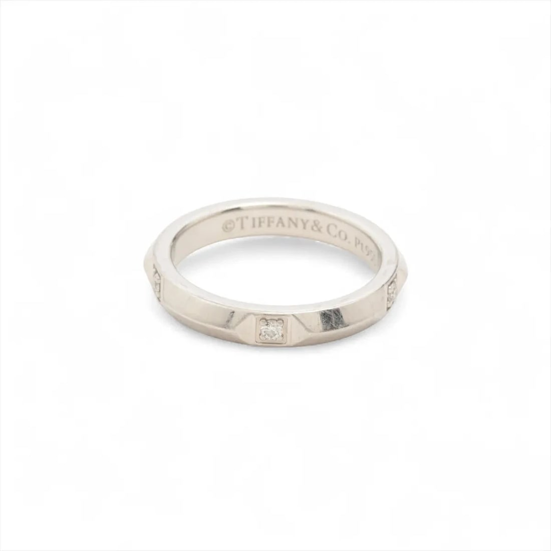 TIFFANY TRUEBAND DIAMOND RING PT950: Tiffany Trueband diamond Ring Pt950 Brand: Tiffany Type: Ring Material: Pt950 Color: Silver Size: 2.75 - 3 US Accessories: None Accessories Notice: When purchasing pre-owned goods, please