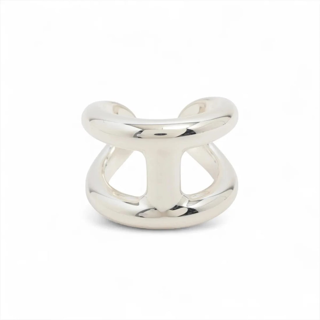 HERMÈS OSMO'S GM RING 925 SILVER: Hermès Osmo's GM Ring 925 Silver Brand: Hermès Type: Ring Material: 925 Color: Silver Size: 6 US Accessories: None Accessories Notice: When purchasing pre-owned goods, please refer to the