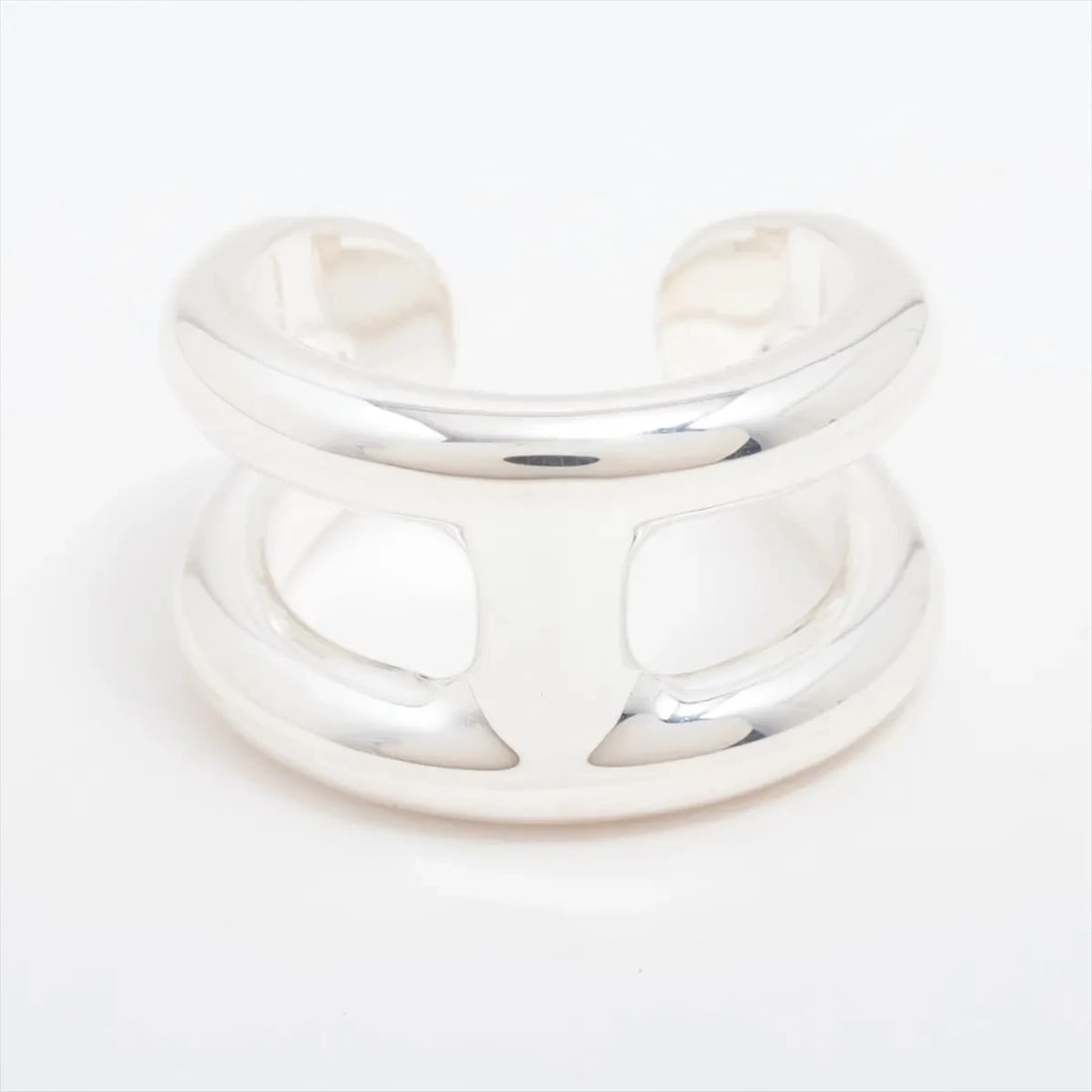 HERMÈS OSMO'S PM RING 925 SILVER: Hermès Osmo's PM Ring 925 Silver Brand: Hermès Type: Ring Material: 925 Color: Silver Size: 6.25 - 6.5 US Accessories: None Accessories Notice: When purchasing pre-owned goods, please refer