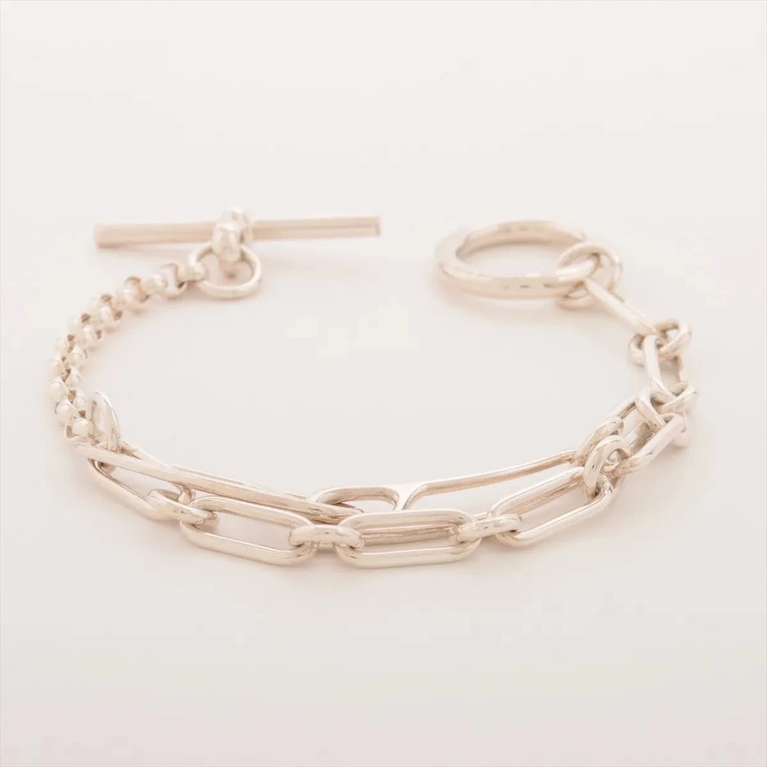 HERMÈS CHAÎNE D'ANCRE PUNKS BRACELET 925 SILVER: Hermès Chaîne d'Ancre punks Bracelet 925 Silver Brand: Hermès Type: Bracelet Material: 925 Silver Color: Silver Size: Bracelet length:15.5 Accessories: None Accessories Notice: When purcha