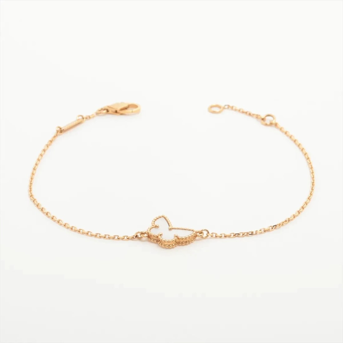 VAN CLEEF & ARPELS SWEET ALHAMBRA BRACELET 750(YG): Van Cleef & Arpels Sweet Alhambra Bracelet 750(YG) Brand: Van Cleef & Arpels Type: Bracelet Material: 750(YG) Color: Yellow gold Size: Bracelet length:17.9 Accessories: None Accessories No