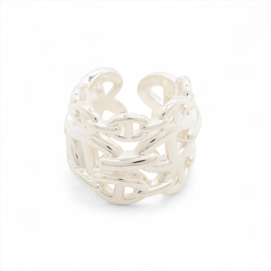 HERMÈS CHAÎNE D'ANCRE ENCHAINEE RING 925 SILVER: Hermès Chaîne d'Ancre Enchainee Ring 925 Silver Brand: Hermès Type: Ring Material: 925 Color: Silver Size: 6 US Accessories: None Accessories Notice: When purchasing pre-owned goods, pleas