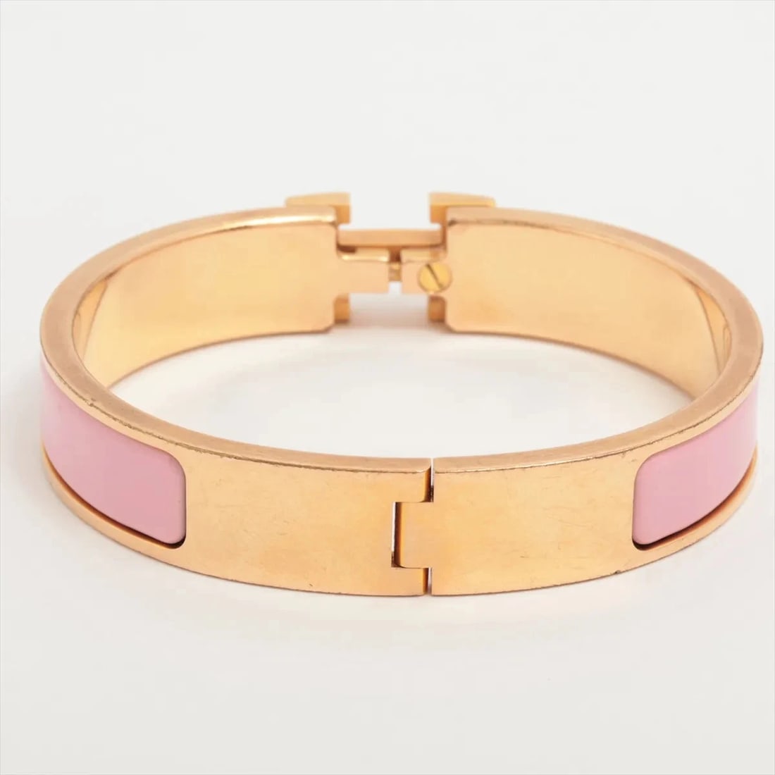 HERMÈS H BANGLE CLIC CLAC PM BRACELET GP×ENAMEL PINK X GOLD: Hermès H Bangle Clic Clac PM Bracelet GP×Enamel pink x gold Brand: Hermès Type: Bracelet Material: GP×Enamel Color: pink x gold Size: Bracelet length:15.5 Accessories: None Accessories Not