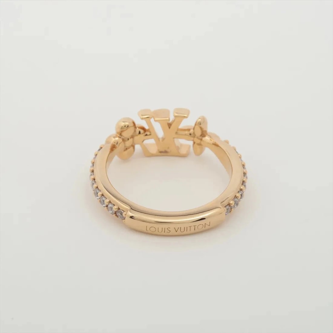 LOUIS VUITTON RING LV ICONIC RING GP×RHINESTONE GOLD: Louis Vuitton Ring LV Iconic Ring GP×Rhinestone Gold Brand: Louis Vuitton Type: Ring Material: GP×Rhinestone Color: Gold Size: 4.75 - 5 US Accessories: None Accessories Notice: When purcha