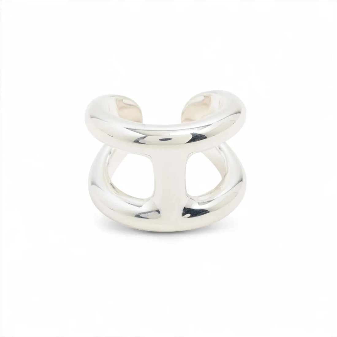 HERMÈS OSMO'S GM RING 925 SILVER: Hermès Osmo's GM Ring 925 Silver Brand: Hermès Type: Ring Material: 925 Color: Silver Size: 6 US Accessories: None Accessories Notice: When purchasing pre-owned goods, please refer to the