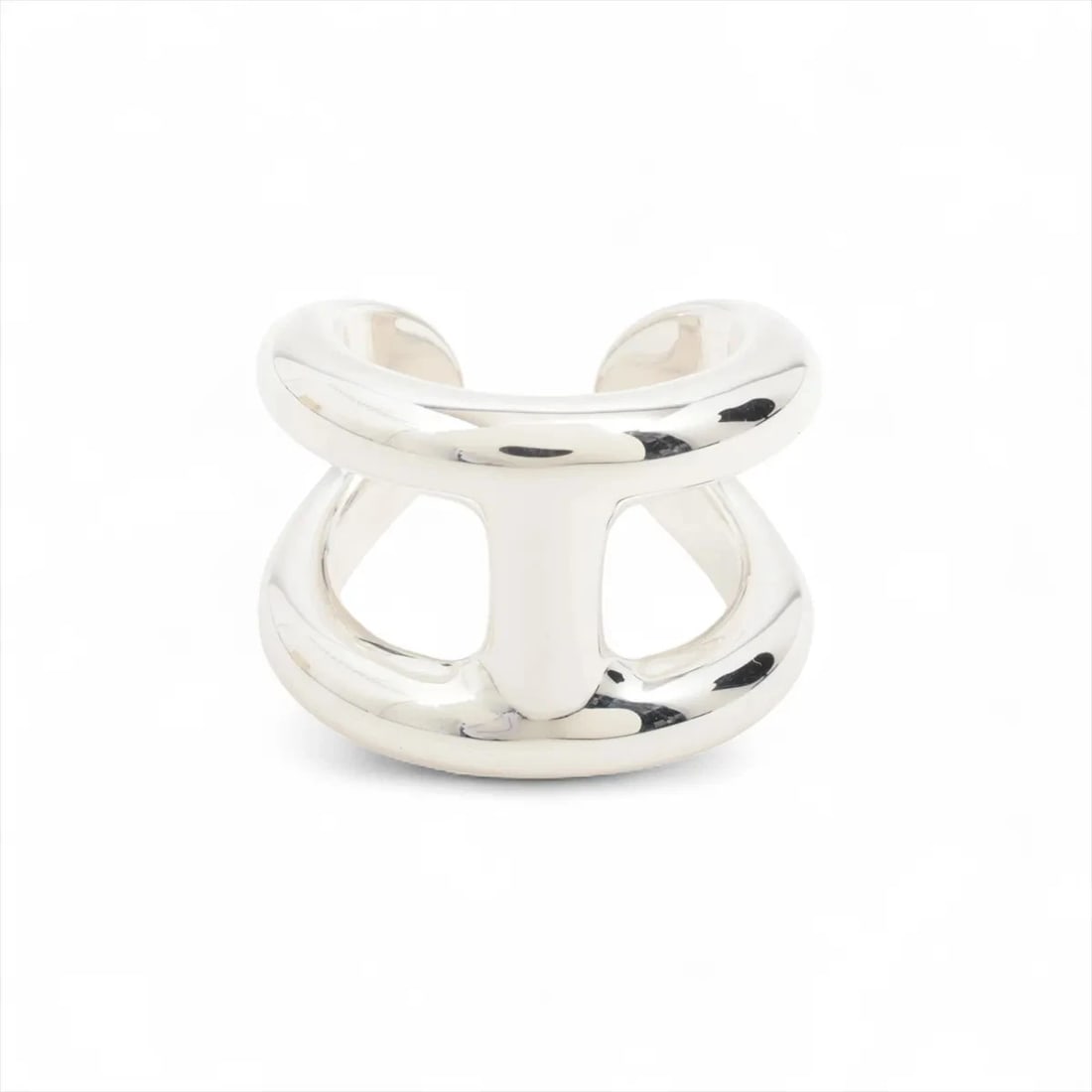 HERMÈS OSMO'S GM RING 925 SILVER: Hermès Osmo's GM Ring 925 Silver Brand: Hermès Type: Ring Material: 925 Color: Silver Size: 5.5 - 5.75 US Accessories: None Accessories Notice: When purchasing pre-owned goods, please refer