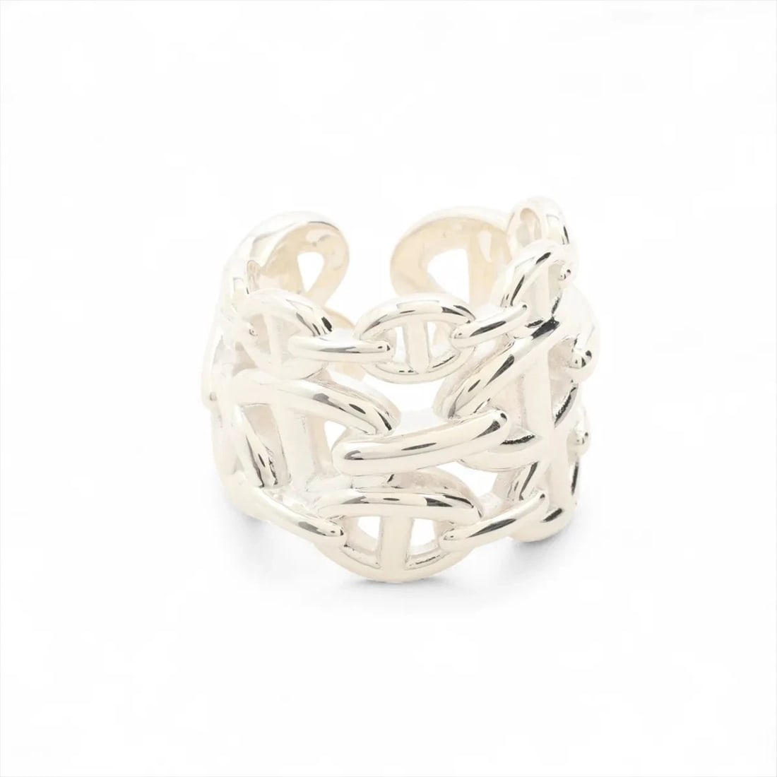 HERMÈS CHAÎNE D'ANCRE ENCHAINEE GM RING 925 SILVER: Hermès Chaîne d'Ancre Enchainee GM Ring 925 Silver Brand: Hermès Type: Ring Material: 925 Color: Silver Size: 6 US Accessories: None Accessories Notice: When purchasing pre-owned goods,