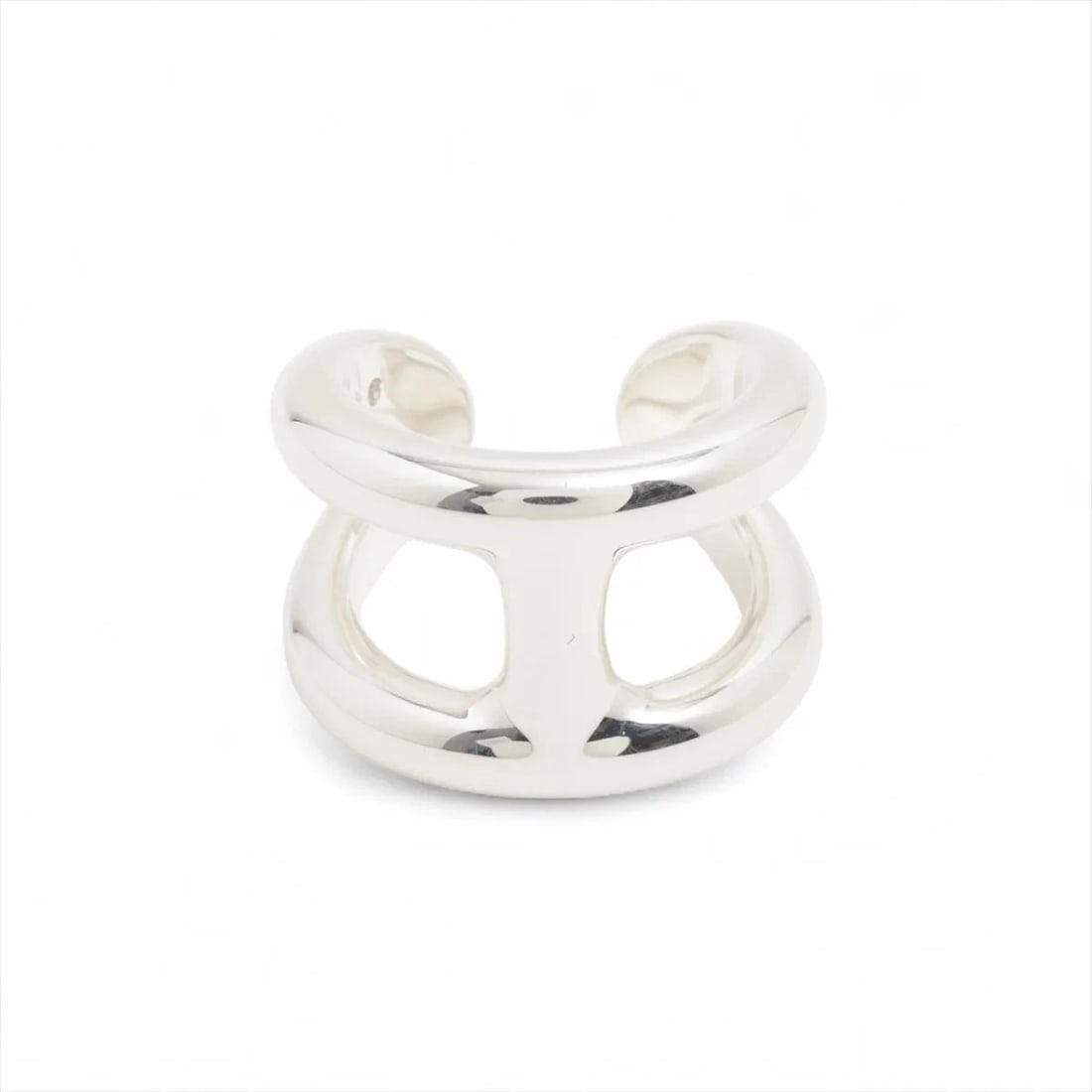 HERMÈS OSMO'S RING 925 SILVER: Hermès Osmo's Ring 925 Silver Brand: Hermès Type: Ring Material: 925 Color: Silver Size: 6.75 - 7 US Accessories: None Accessories Notice: When purchasing pre-owned goods, please refer to