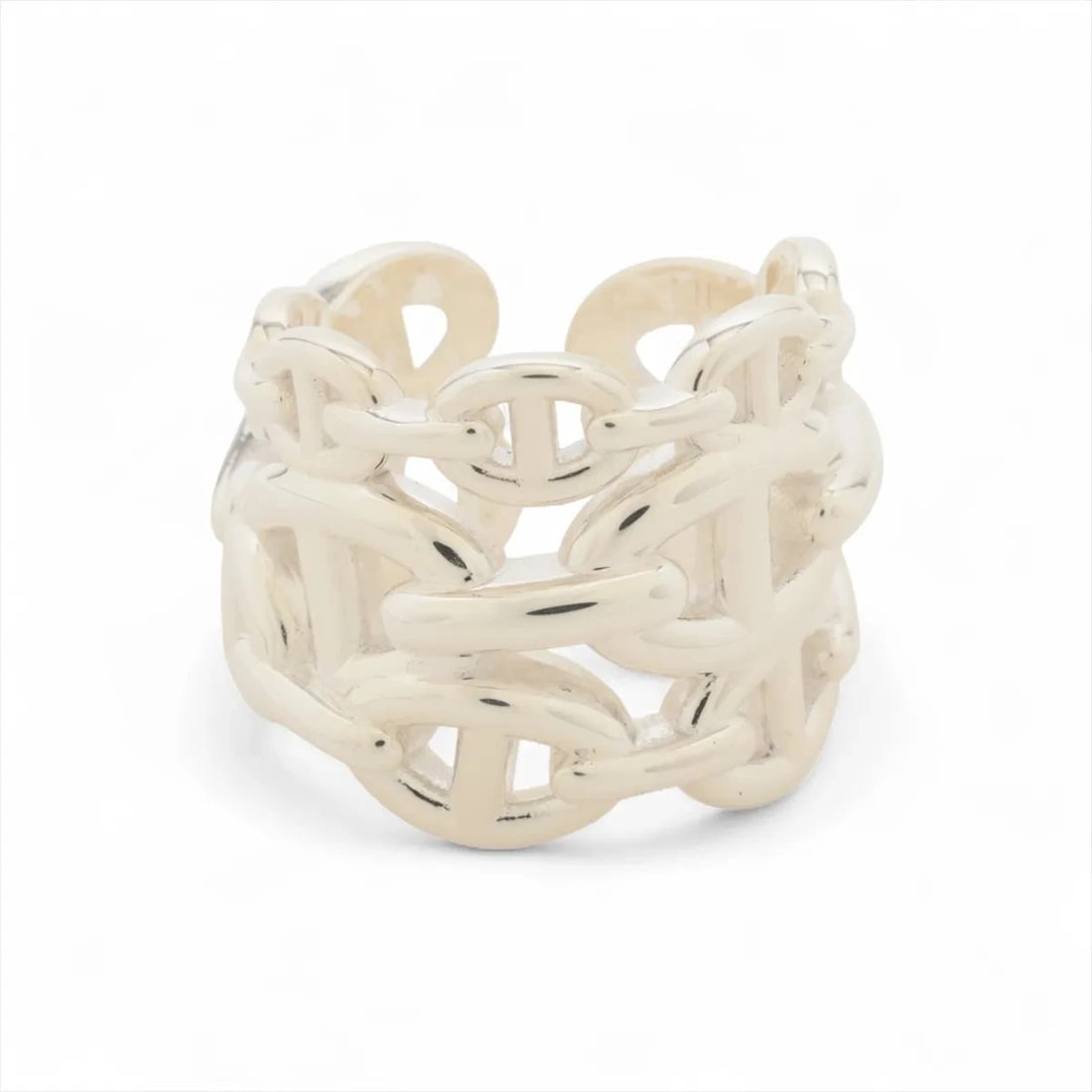 HERMÈS CHAÎNE D'ANCRE ENCHAINEE GM RING 925 SILVER: Hermès Chaîne d'Ancre Enchainee GM Ring 925 Silver Brand: Hermès Type: Ring Material: 925 Color: Silver Size: 6.75 - 7 US Accessories: None Accessories Notice: When purchasing pre-owned goo