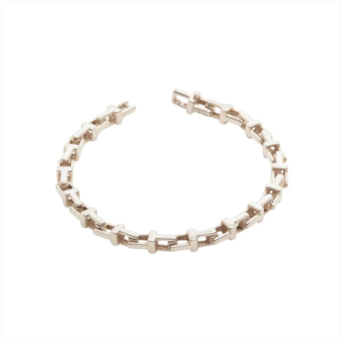 TIFFANY T NARROW CHAIN BRACELET 925 SILVER: Tiffany T narrow Chain Bracelet 925 Silver Brand: Tiffany Type: Bracelet Material: 925 Color: Silver Size: Bracelet length:15.5 Accessories: None Accessories Notice: When purchasing pre-owned