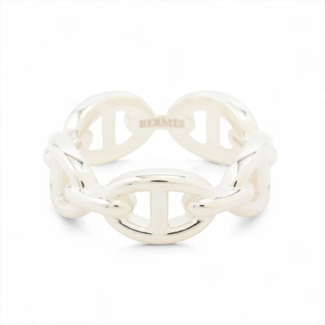 HERMES CHAINE D'ANCRE ENCHAINEE RING: Hermes Chaine d'Ancre Enchainee Ring Brand: Hermes Type/Style: Ring Material: 925, Color: Silver Size: 6 US Accessories: None Accessories Notice: When purchasing pre-owned goods, please refer
