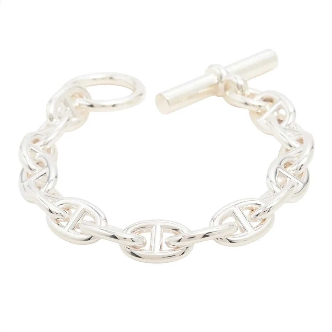 HERMES CHAINE D'ANCRE PM BRACELET: Hermes Chaine d'Ancre PM Bracelet Brand: Hermes Type/Style: Bracelet Material: 925, Color: Silver Size: Bracelet length:12.5 Accessories: None Accessories Notice: When purchasing pre-owned