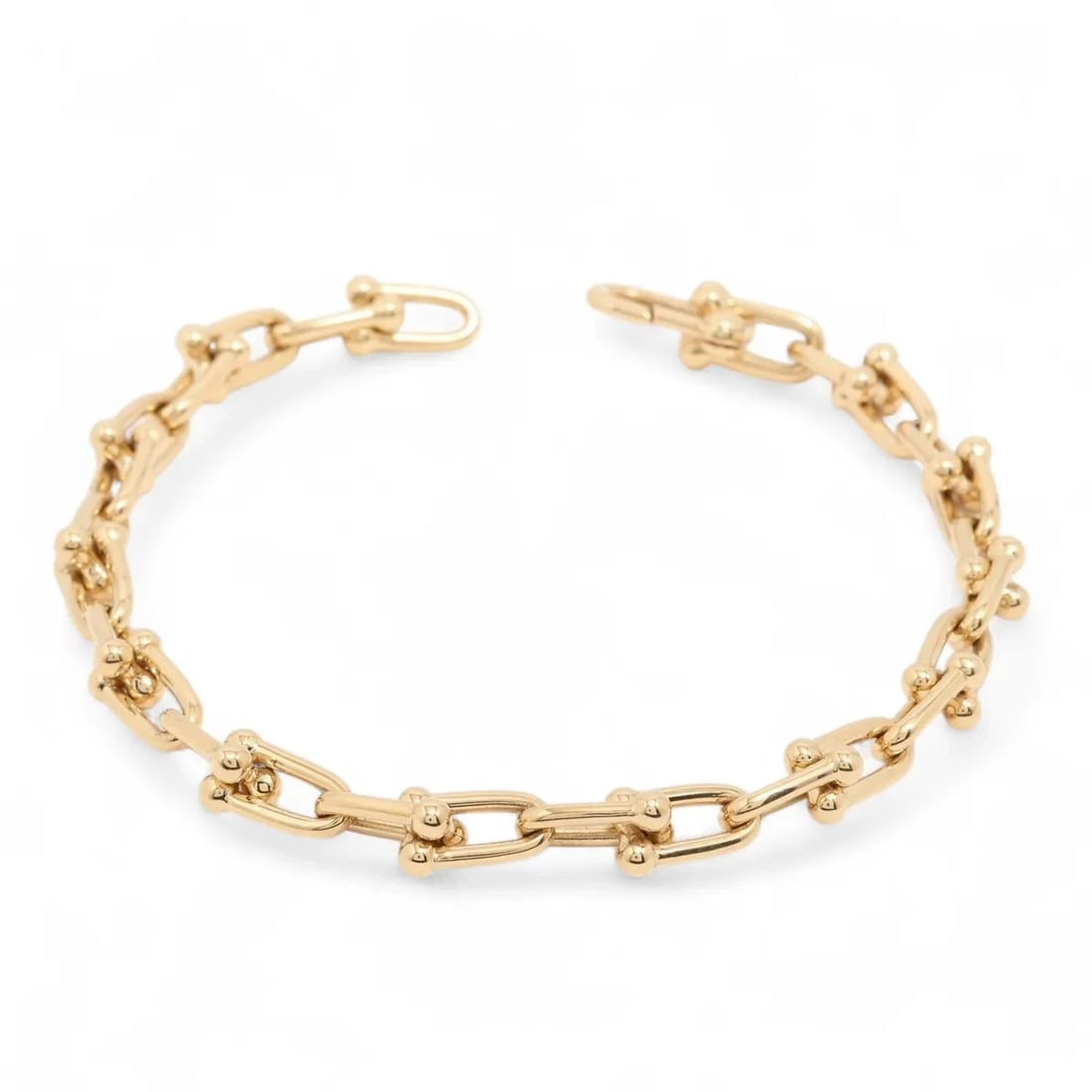 TIFFANY HARDWARE SMALL LINK BRACELET 750(YG): Tiffany Hardware Small link Bracelet 750(YG) Brand: Tiffany Type/Style: Bracelet Material: 750(YG), Color: Not Specified Size: Size(CM) Bracelet length:21 Accessories: None Accessories Not