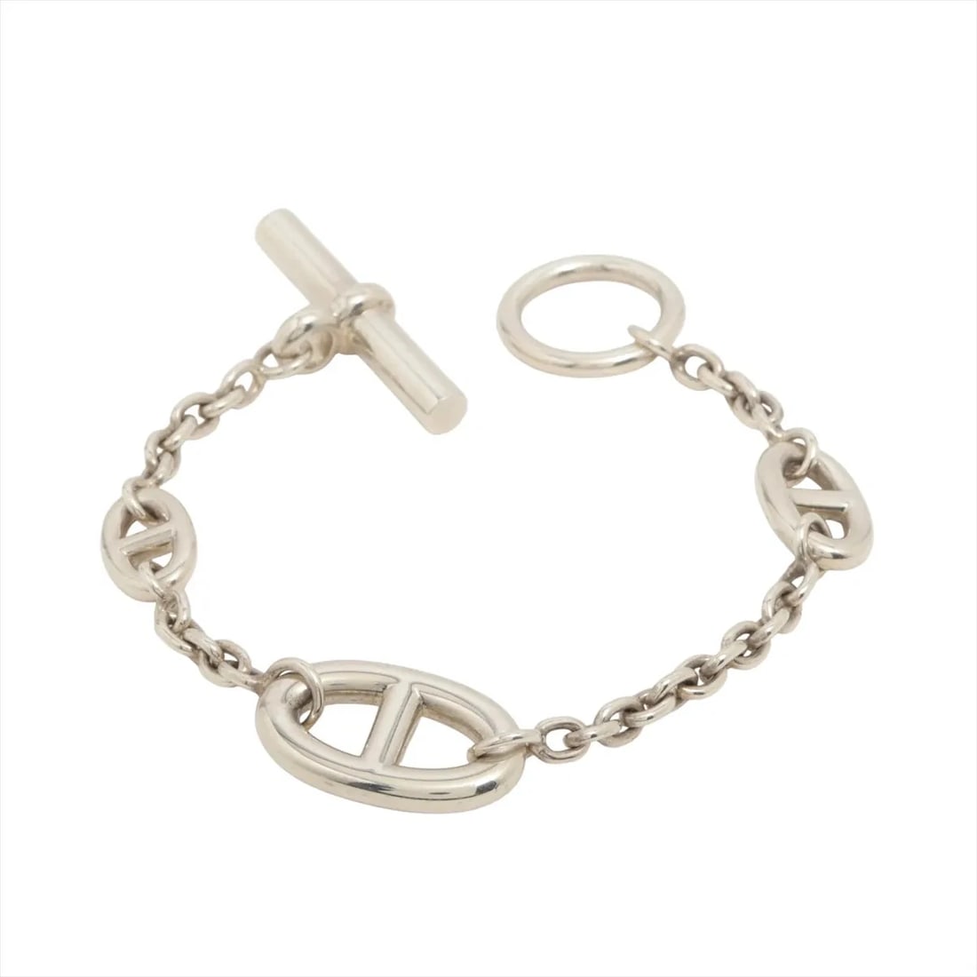 HERMES CHAINE D'ANCRE FARANDOLE BRACELET: Hermes Chaine d'Ancre Farandole Bracelet Brand: Hermes Type/Style: Bracelet Material: 925, Color: Silver Size: Bracelet length:15.5 Accessories: None Accessories Notice: When purchasing