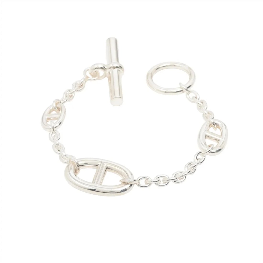 HERMES CHAINE D'ANCRE FARANDOLE BRACELET: Hermes Chaine d'Ancre Farandole Bracelet Brand: Hermes Type/Style: Bracelet Material: 925, Color: Silver Size: Bracelet length:14 Accessories: None Accessories Notice: When purchasing