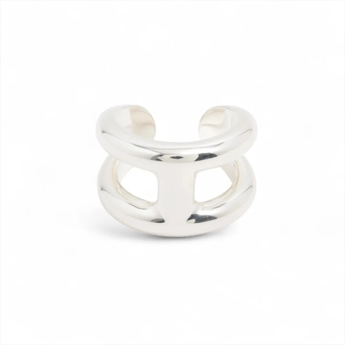 HERMES OSMOZ PM RING SILVER: Hermes Osmoz PM Ring Silver Brand: Hermes Type/Style: Ring Material: 925, Color: Silver Size: 5.25 US Accessories: None Accessories Notice: When purchasing pre-owned goods, please refer to