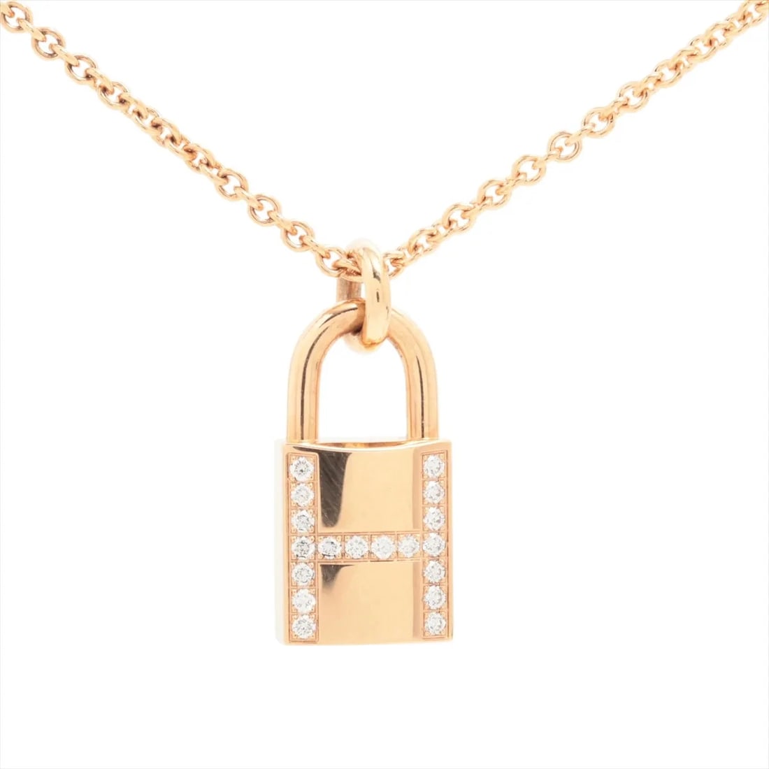 HERMES CADENA LOCK DIAMOND NECKLACE 750(PG): Hermes Cadena lock diamond Necklace 750(PG) Brand: Hermes Type/Style: Necklace Material: 750(PG), Main Stone/Creation Natural Color: PG Size: Size(CM) Chain length:40.4 Accessories: None