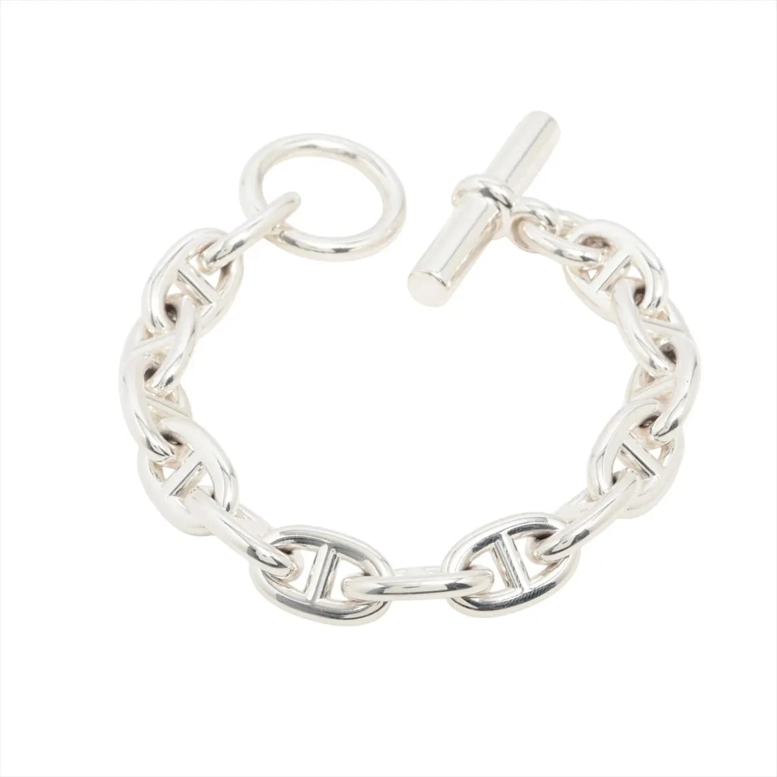HERMES CHAINE D'ANCRE MM BRACELET: Hermes Chaine d'Ancre MM Bracelet Brand: Hermes Type/Style: Bracelet Material: 925, Color: Silver Size: Bracelet length:14.5 Accessories: None Accessories Notice: When purchasing pre-owned