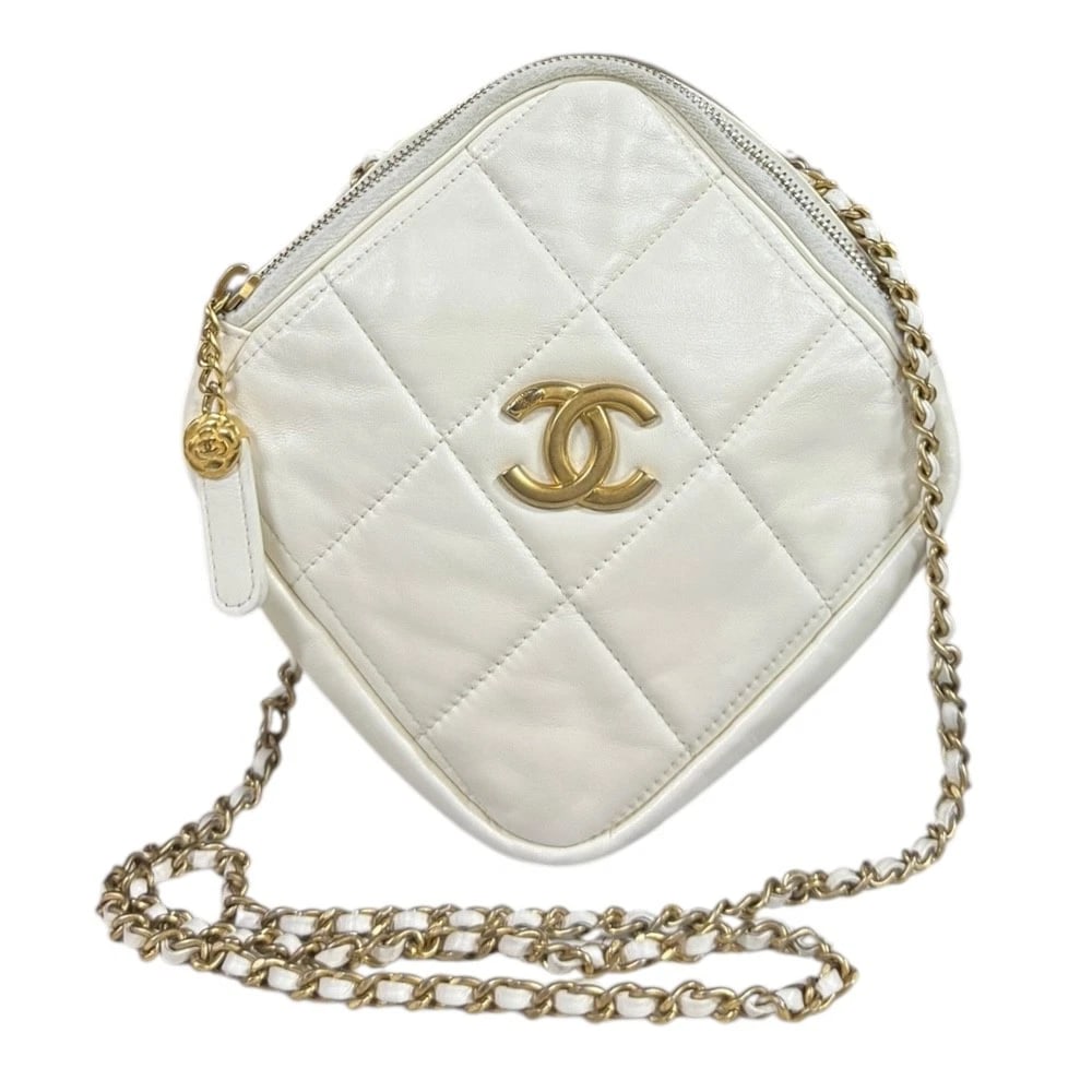 CHANEL SHOULDER BAG CROSS BODY: CHANEL Shoulder Bag Cross Body Brand: CHANEL Type: Shoulder Bag Material/Exterior Material: lambskin Color/Exterior Color: white Size: W7.9 x H7.9 x D1.8inch Shoulder:44.5inch Accessories: