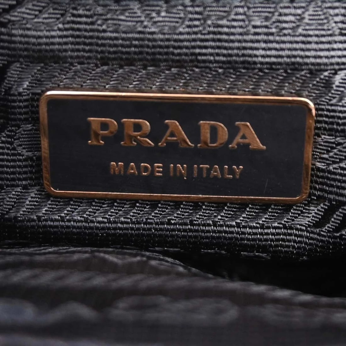 PRADA BLACK LEATHER HANDBAG - 9