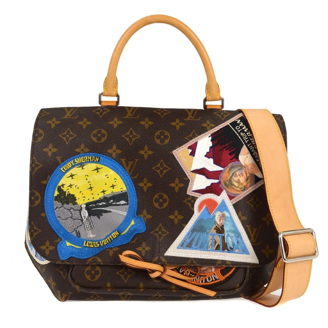 LOUIS VUITTON MONOGRAM CINDY SHERMAN CAMERA MESSENGER: Louis Vuitton Monogram Cindy Sherman Camera Messenger Brand: Louis Vuitton Type: Hand Bag Material/Exterior Material: Monogram canvas, Leather Color/Exterior Color: Brown Size: W 12.6 x H 10.2