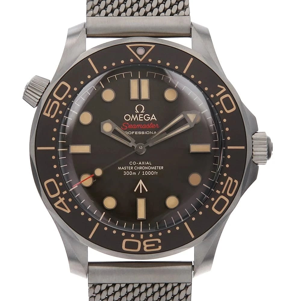OMEGA SEAMASTER CO AXIAL CHRONOMETER: OMEGA Seamaster Co Axial Chronometer Brand: OMEGA Type: Wrist watch Material: Band MaterialTitanium, Case MaterialTitanium Color: Brown Size: Case:W42mm Circumference of Wrist:20.5cm 