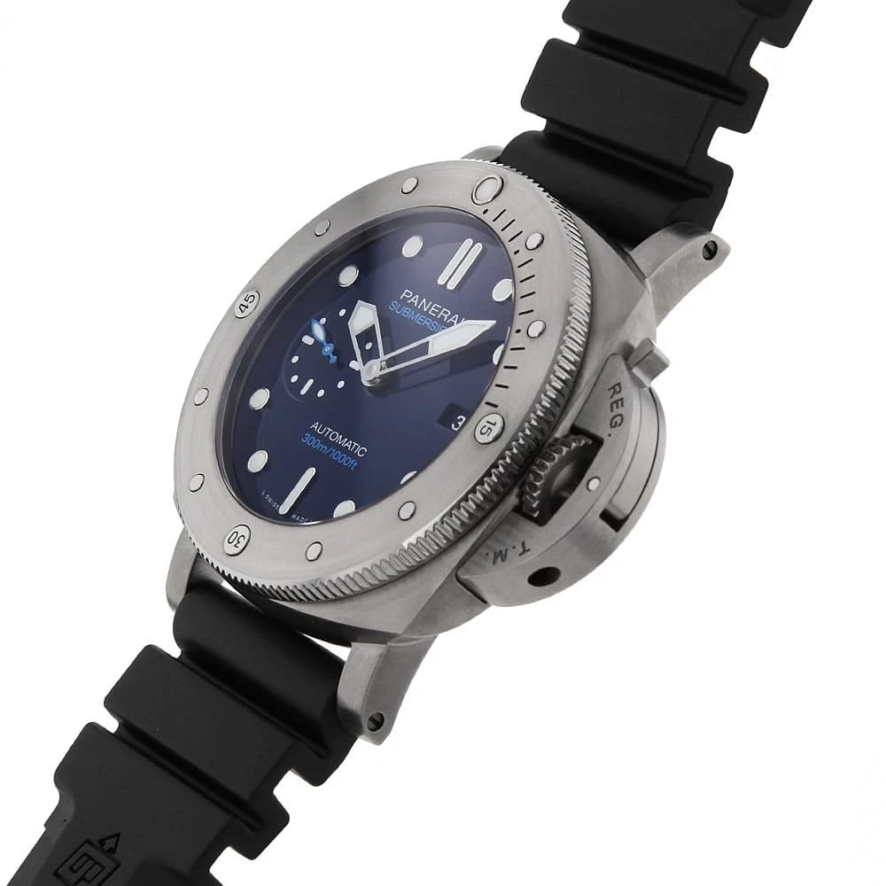 PANERAI LUMINOR SUBMERSIBLE - 2