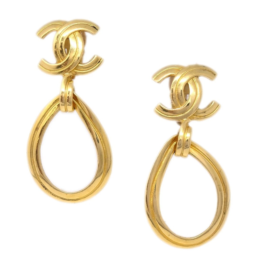 CHANEL DANGLE HOOP EARRINGS GOLD CLIP-ON: Chanel Dangle Hoop Earrings Gold Clip-On Brand: CHANEL Type/Style: Earrings Material: Gold-plated, Color: Gold Size: W 2.7 x H 5.8 cm Accessories: None Accessories Notice: When purchasing