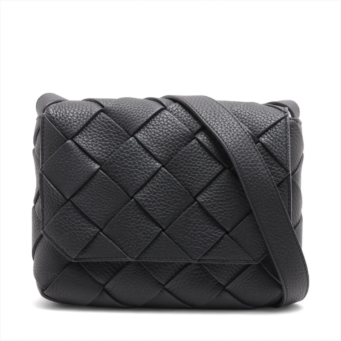 BOTTEGA VENETA MAXI INTRECCIATO DIAGONO LEATHER SHOULDER BAG: Bottega Veneta Maxi Intrecciato Diagono Leather Shoulder bag Brand: Bottega Veneta Type: Shoulder bag Material: Leather Color: Gray Size: Height:6.5inch Length:7.9inch Depth:2.0inch Shoulder
