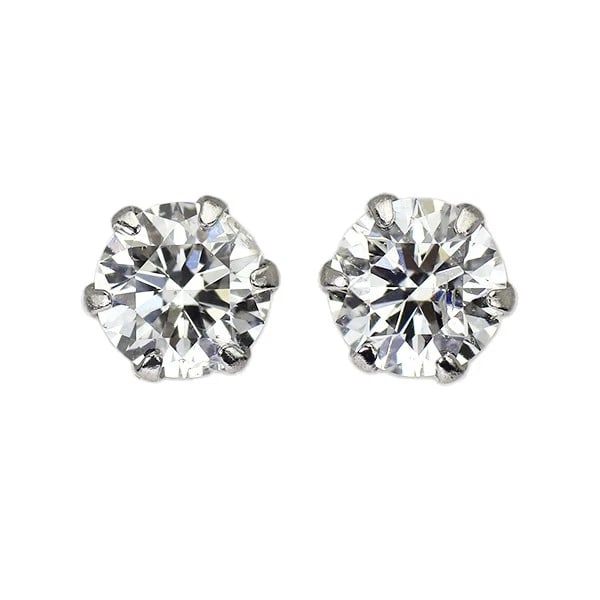 BRAND NEW PT900 DIAMOND EARRINGS: Brand New Pt900 Diamond Earrings Brand: None Type/Style: piercing Material: Metal Purity 900, Metal Platinum, Main Stone/Creation Natural Color: None Size: Length/Width/Diameter4.3 