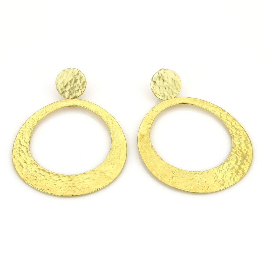 IPPOLITA GLAMAZON HAMMERED LARGE OVAL DANGLE EARRINGS: Ippolita Glamazon Hammered Large Oval Dangle Earrings Brand: IPPOLITA Type: Earrings Material: 18k yellow gold Color: Yellow Size: Measurement: 3.30" long x 2.40" wide Accessories: None