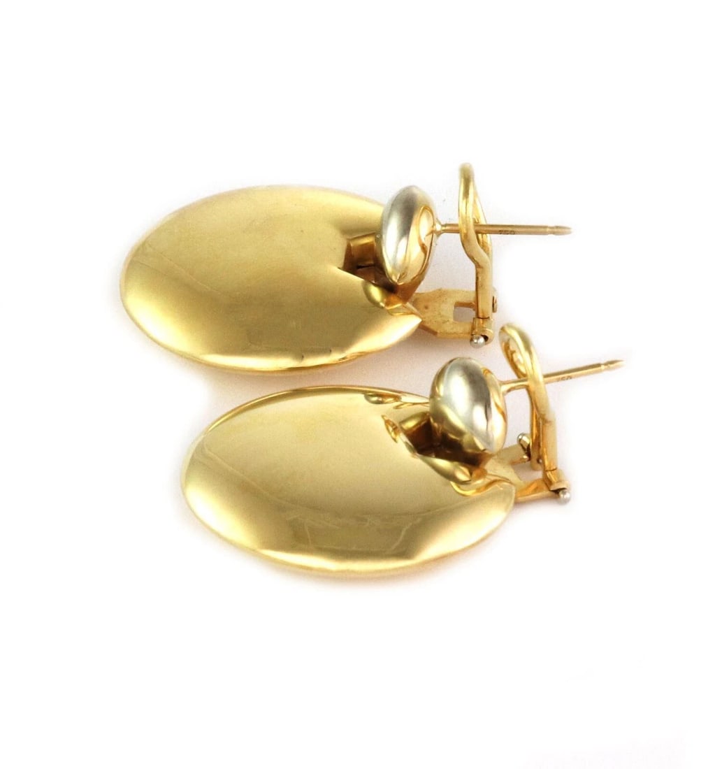 WEMPE 18K MULTI TONE GOLD PUFFED DISC EARRINGS: Wempe 18k Multi Tone Gold Puffed Disc Earrings Brand: Unbranded Type: Earrings Material: 18k Multi Tone Gold Color: Multi Tone Gold Size: Measurement: 1.28" long x 1.10" wide x 0.31" Accessories: