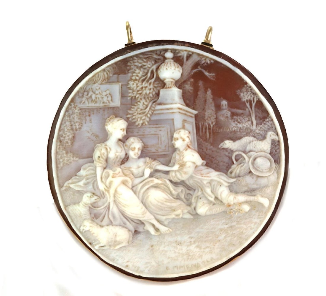 LARGE CARVED SHELL CAMEO PENDANT: Large Carved Shell Cameo Pendant Brand: Unbranded Type: Pendant Material: 750 Color: None Size: Shell: 2.23" round Measurement: 2.53" long with bail x 2.32" wide x 0.38" high Accessories: