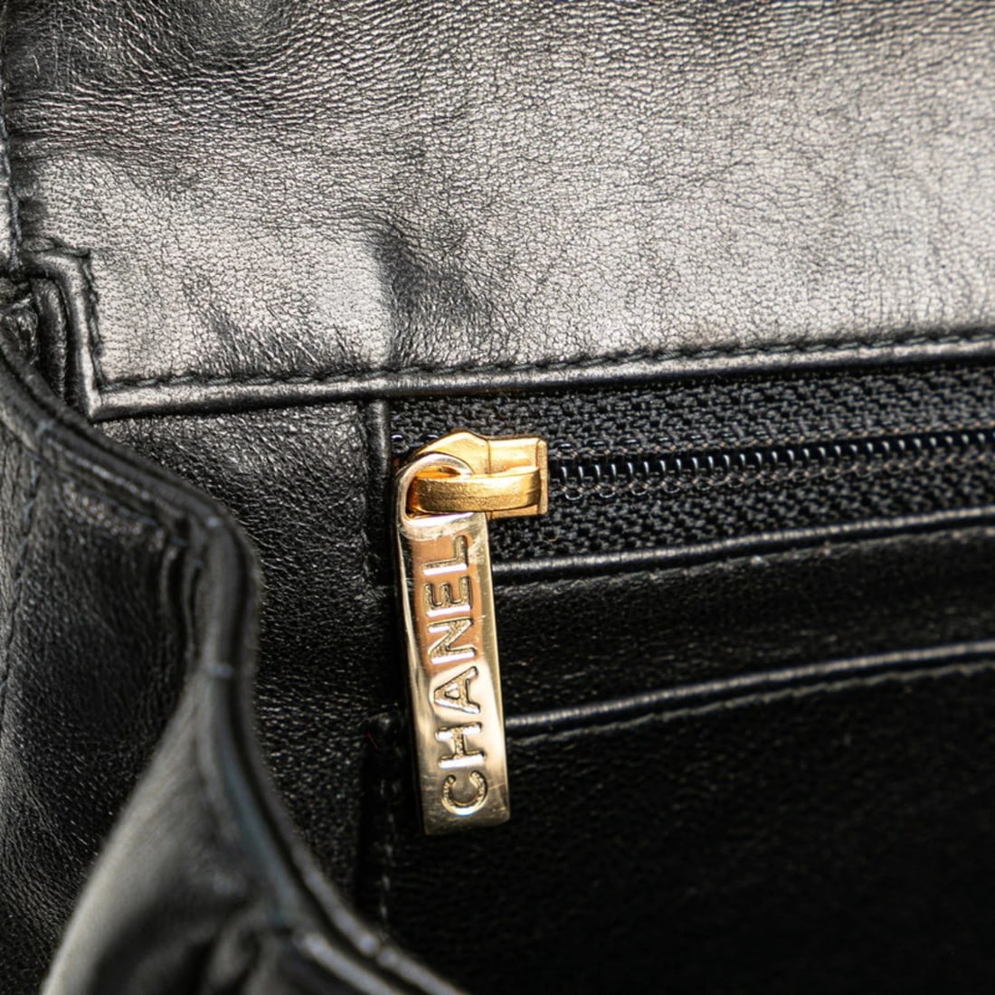 CHANEL CHOCOBAR SHOULDER BAG - 8