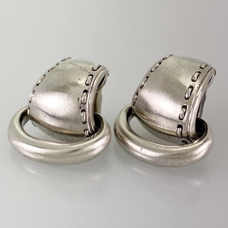 HERMES SILVER EARRING: HERMES Silver Earring Brand: HERMES Type/Style: Earring Material: Silver 925, Color: Silver Size: Top size:24.5mm×21.5mm Accessories: None Accessories Notice: When purchasing pre-owned goods,