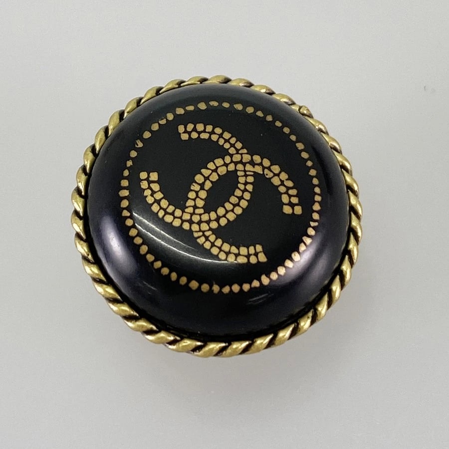 CHANEL GOLD PLATED EARRING - 5