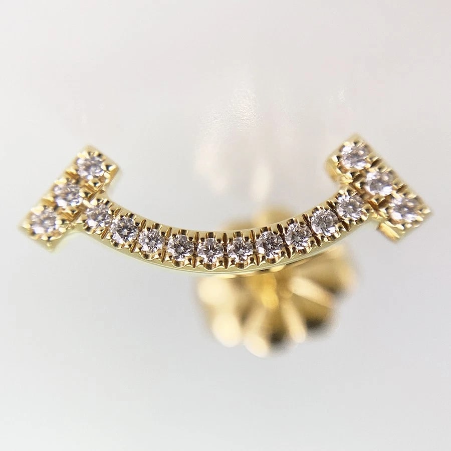 TIFFANY&CO. T SMILE YELLOW GOLD DIAMOND EARRING: TIFFANY&Co. T Smile Yellow gold Diamond Earring Brand: TIFFANY&Co. Type/Style: Earring Material: 18K Yellow Gold, Main Stone/Creation Natural Color: Gold Size: Top size:4.5mm×13.3mm 