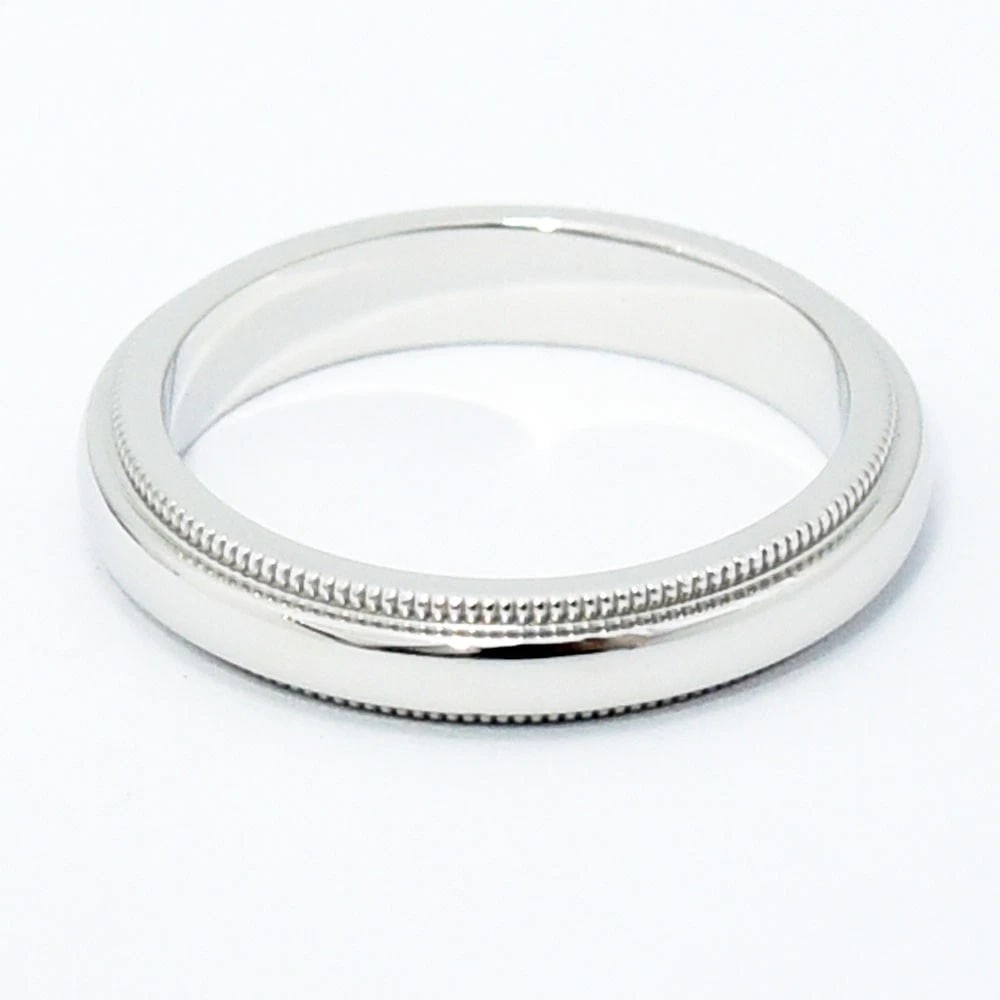 TIFFANY & CO. MILGRAIN BAND PT950 RING: Tiffany & Co. Milgrain Band PT950 Ring Brand: Tiffany & Co. Type/Style: Ring Material: Metal Purity Pt950, Metal Platinum, Color: Platinum Size: US 3-3.5 Accessories: None Accessories Noti
