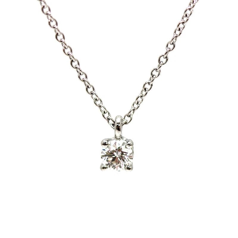 TIFFANY & CO. SOLITAIRE DIAMOND NECKLACE PT950 PLATINUM: Tiffany & Co. Solitaire Diamond Necklace Pt950 Platinum Brand: Tiffany & Co. Type/Style: Necklace Material: Metal Purity Pt950, Metal Pt950, Main Stone/Creation Natural Color: Platinum Size: Total