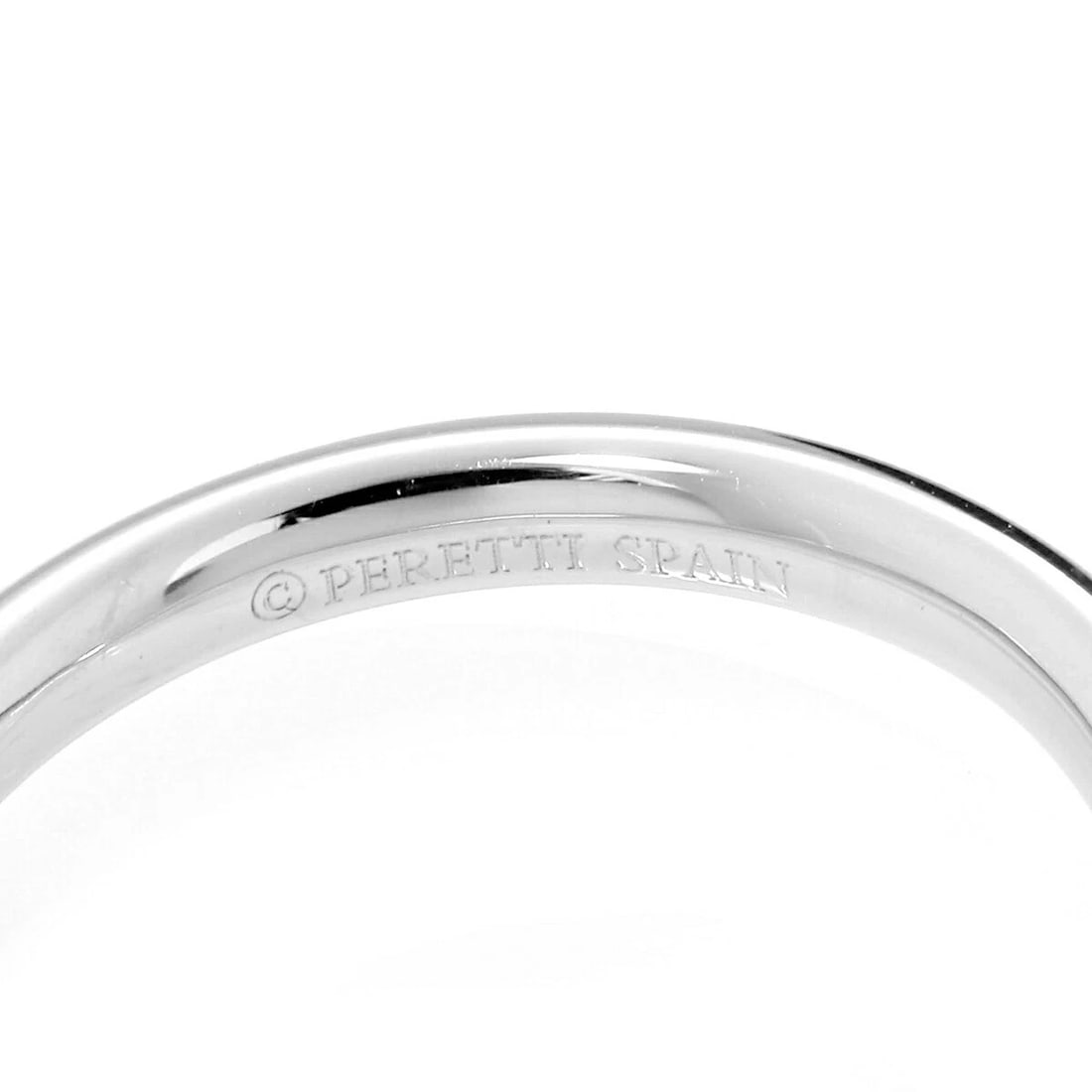 TIFFANY & CO. ELSA PERETTI DIAMOND PT950 RING: Tiffany & Co. Elsa Peretti Diamond Pt950 Ring Brand: Tiffany & Co. Type/Style: Ring Material: Metal Purity Pt950, Metal Platinum, Main Stone/Creation Natural Color: Platinum Size: US 4 Accessorie