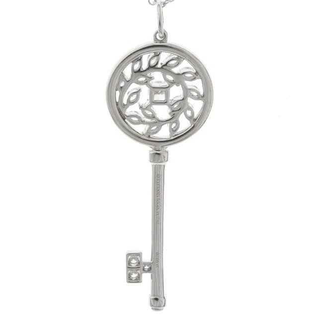 TIFFANY & CO. VICTORIA VINE CIRCLE KEY LENGTH: Tiffany & Co. Victoria Vine Circle Key Length Brand: Tiffany & Co. Type/Style: Necklace Material: Metal Purity Pt950 / K18, Metal Platinum / White Gold, Main Stone/Creation Natural Color: