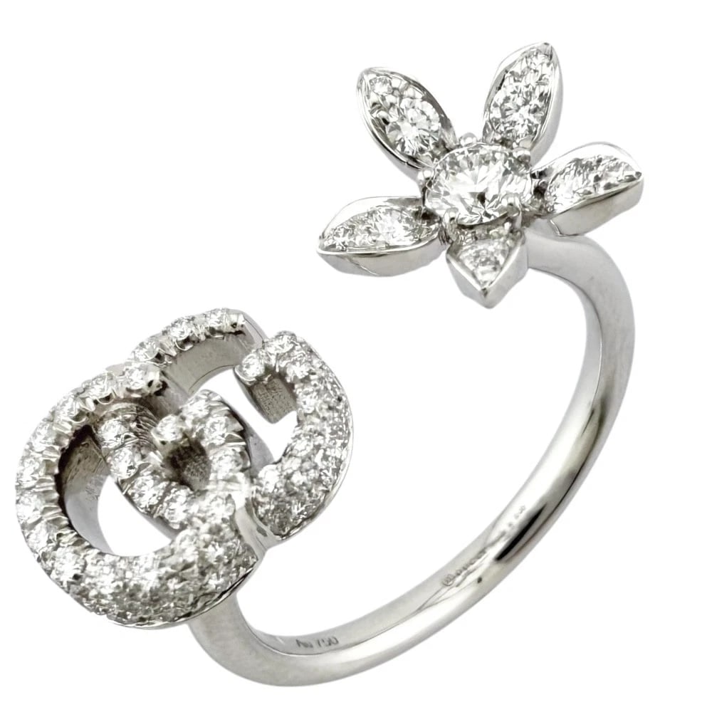 GUCCI RING K18 WHITE GOLD DIAMOND: GUCCI Ring K18 white gold diamond Brand: GUCCI Type/Style: Ring Material: K18 white gold, Main Stone/Creation Natural Color: Silver Size: US 7 1/8 Accessories: None Accessories Notice: Whe