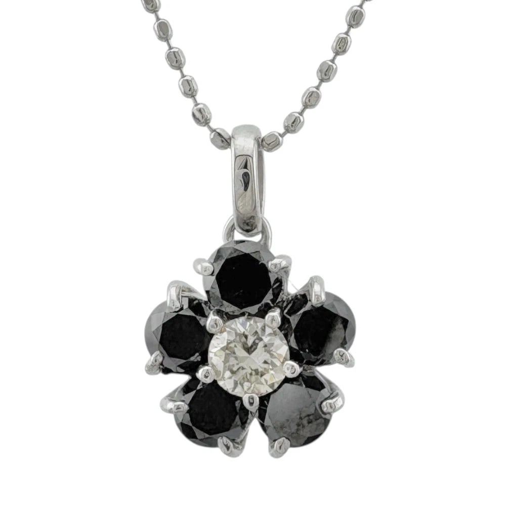 NECKLACE K18 WHITE GOLD DIAMOND: Necklace K18 white gold diamond Brand: Unbranded Type/Style: Necklace Material: K18 white gold, Main Stone/Creation Natural Color: Silver Size: Size(CM) Total Length:46cm Chain width:0.4mm Top:W9.