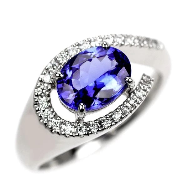 PT900 TANZANITE DIAMOND RING: Pt900 Tanzanite Diamond Ring Brand: None Type/Style: Ring Material: Metal Purity 900, Metal Platinum, Main Stone/Creation tanzanite Color: None Size: 4.75 - 5 US Accessories: None Accessories